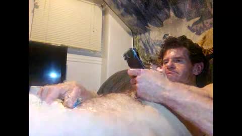 Snapshot of bonop1 chatting on 12/17/24, 06:02 bonop1 online show from 12/17/24, 06:02