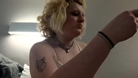 Snapshot of boobookittyfuxx chatting on 02/18/26, 05:47 boobookittyfuxx online show from 02/18/26, 05:47