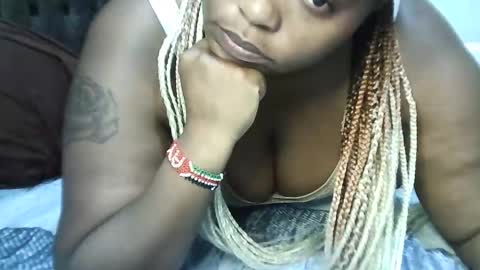 Snapshot of boobvherry chatting on 01/05/25, 07:17 boobvherry online show from 01/05/25, 07:17