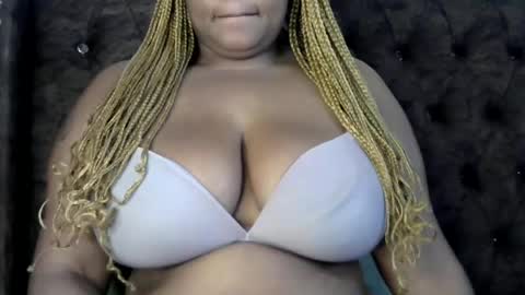 Snapshot of boobvherry chatting on 06/18/26, 08:03 boobvherry online show from 06/18/26, 08:03