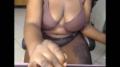 booby_candy online show from 11/09/25, 02:21