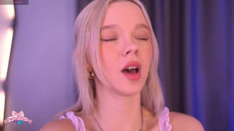 Alina online show from 04/26/26, 07:39