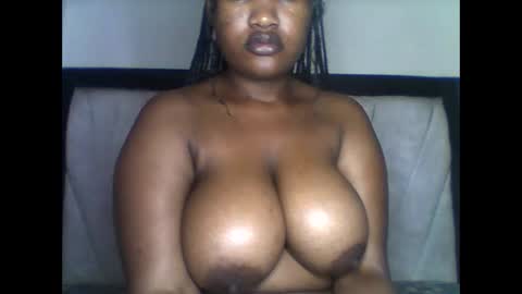 boobylicious012 online show from 05/21/26, 07:37
