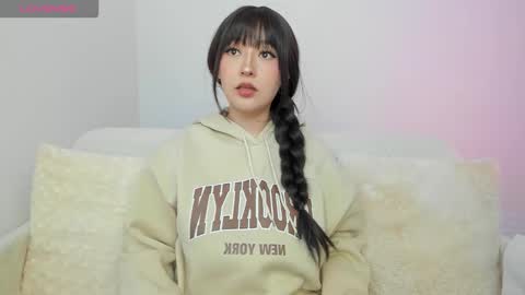 Snapshot of boonie_girl chatting on 11/21/25, 05:06 Booniee online show from 11/21/25, 05:06