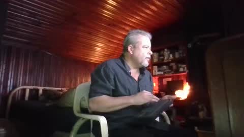 Booshwa online show from 10/05/25, 02:10