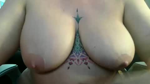 Snapshot of boredcountrygirl chatting on 05/18/26, 04:07 BoredCountryGirl online show from 05/18/26, 04:07