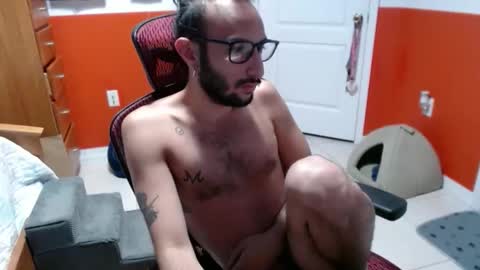 Snapshot of boredfun602 chatting on 10/18/25, 03:20 boredfun602 online show from 10/18/25, 03:20