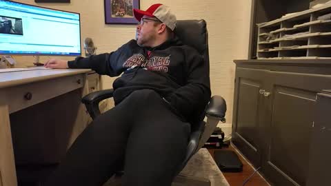 Snapshot of boredhorndog chatting on 03/16/26, 02:43 Boredhorndog online show from 03/16/26, 02:43