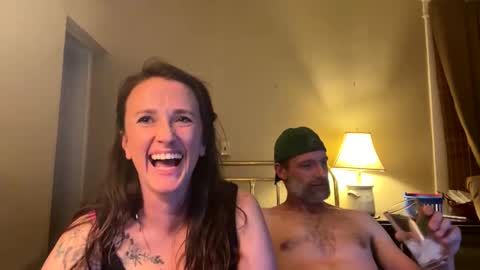 Snapshot of boredw3thous3wif3 chatting on 02/28/25, 02:53 Kinky meets innocent online show from 02/28/25, 02:53