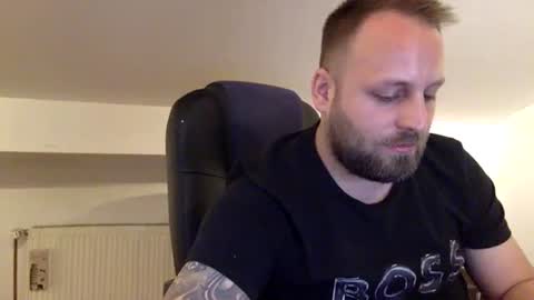 hugo online show from 06/11/26, 12:43