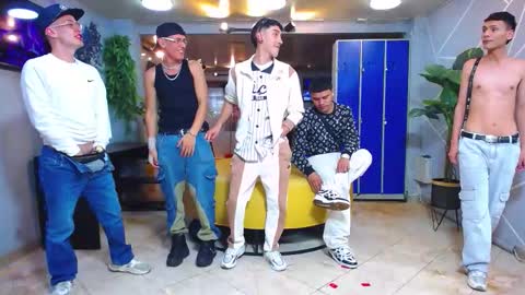 THOMAS AND DAMIAND online show from 10/05/25, 04:11