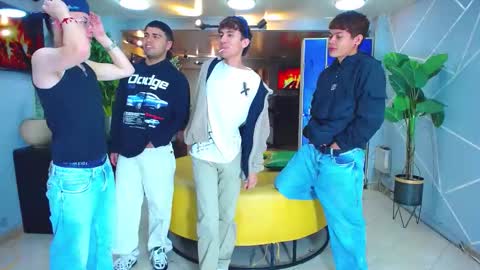 THOMAS AND DAMIAND online show from 10/22/25, 04:13