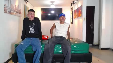 THOMAS AND DAMIAND online show from 11/17/25, 06:03