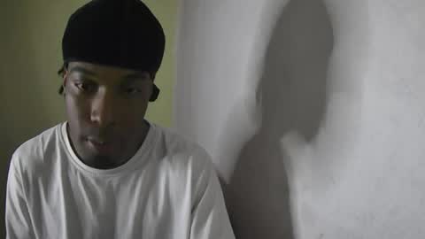 Snapshot of boss_playa98 chatting on 05/08/26, 03:34 boss_playa98 online show from 05/08/26, 03:34