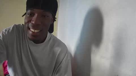 Snapshot of boss_playa98 chatting on 06/15/26, 06:43 boss_playa98 online show from 06/15/26, 06:43