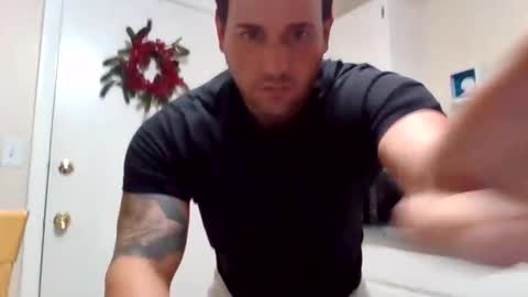 Snapshot of bosslife505050 chatting on 12/28/24, 10:25 The Italian Boss online show from 12/28/24, 10:25