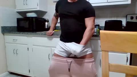 Snapshot of bosslife505050 chatting on 02/08/25, 11:45 The Italian Boss online show from 02/08/25, 11:45