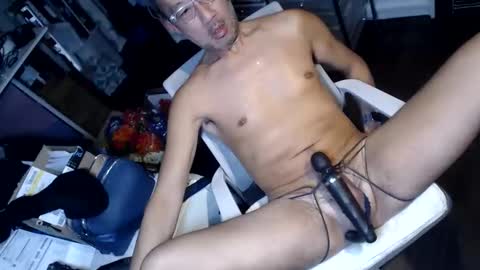 Snapshot of bostoncamguy chatting on 11/05/25, 06:13 bostoncamguy online show from 11/05/25, 06:13