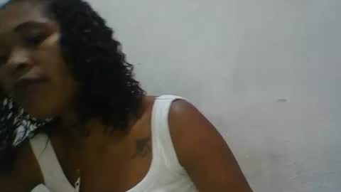 botoelia online show from 12/15/25, 11:47