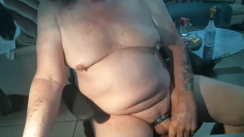 Snapshot of bottomguy33540 chatting on 09/08/25, 07:02 BAM online show from 09/08/25, 07:02