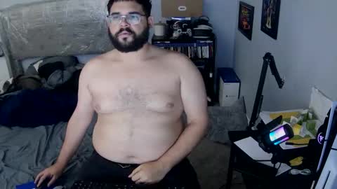 Snapshot of bottomman1990 chatting on 01/08/26, 03:53 uncutpr online show from 01/08/26, 03:53