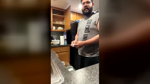 Snapshot of bottomman1990 chatting on 01/09/26, 12:02 uncutpr online show from 01/09/26, 12:02