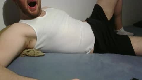 Snapshot of bottomtsinner chatting on 11/10/25, 11:37 bottomtsinner online show from 11/10/25, 11:37