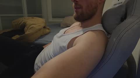 Snapshot of bottomtsinner chatting on 03/01/26, 12:12 bottomtsinner online show from 03/01/26, 12:12