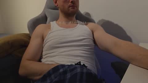 Snapshot of bottomtsinner chatting on 03/09/26, 09:52 bottomtsinner online show from 03/09/26, 09:52