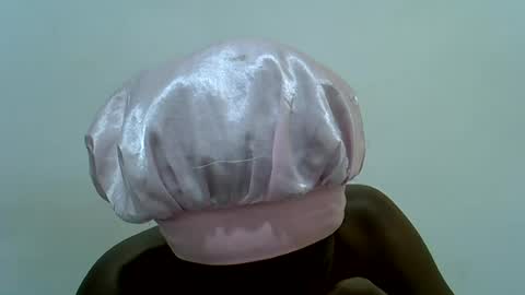 Snapshot of bouncy_vee chatting on 06/21/26, 11:46 bouncy_vee online show from 06/21/26, 11:46