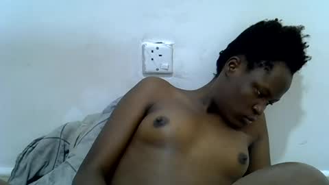 Snapshot of bouncy_vee chatting on 06/27/26, 11:15 bouncy_vee online show from 06/27/26, 11:15