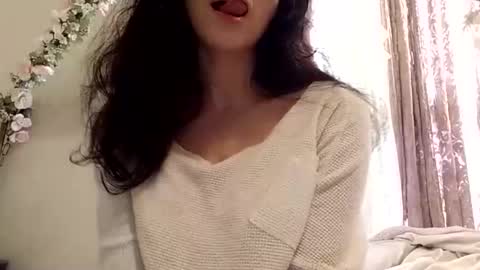 Snapshot of bouncyqueenmajesty chatting on 03/10/25, 10:24 Bouncy Queen Majesty online show from 03/10/25, 10:24
