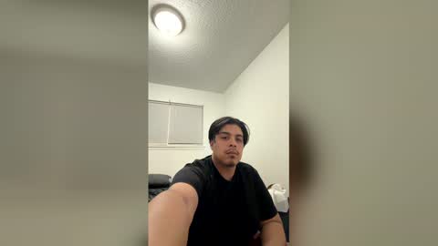 Snapshot of bowsr95 chatting on 03/19/26, 07:12 bowsr95 online show from 03/19/26, 07:12