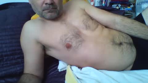 Snapshot of boximan chatting on 03/10/25, 07:42 boxy online show from 03/10/25, 07:42