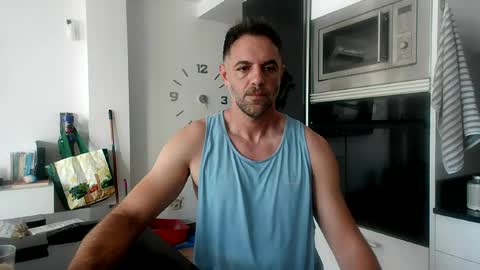 Snapshot of boxing___spf chatting on 07/08/26, 02:10 boxing___spf online show from 07/08/26, 02:10