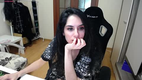 Helen  online show from 04/08/26, 03:23