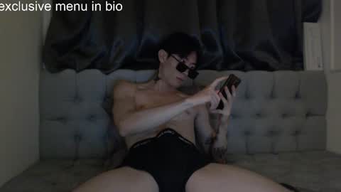 boxman556990 online show from 11/21/25, 09:46