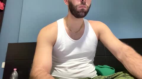 Snapshot of boy_aroundtheworld chatting on 02/26/25, 02:37 Dan online show from 02/26/25, 02:37