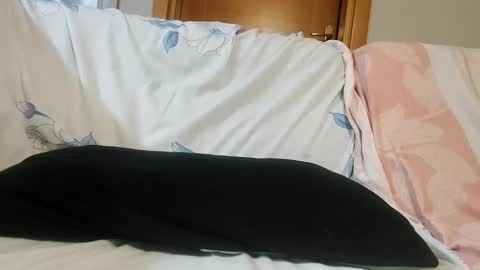 Snapshot of boy_aroundtheworld chatting on 09/19/25, 12:23 Dan online show from 09/19/25, 12:23