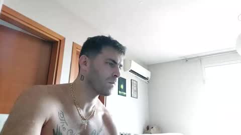 Snapshot of boy_aroundtheworld chatting on 10/17/25, 11:13 Dan online show from 10/17/25, 11:13