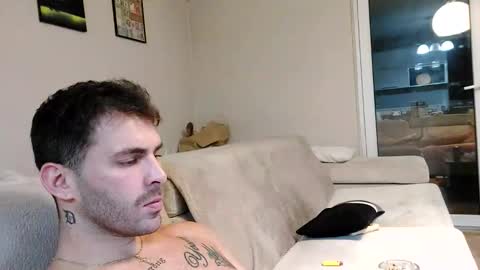 Snapshot of boy_aroundtheworld chatting on 10/29/25, 09:27 Dan online show from 10/29/25, 09:27