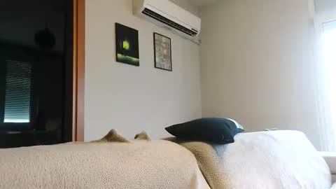 Snapshot of boy_aroundtheworld chatting on 12/03/25, 02:37 Dan online show from 12/03/25, 02:37