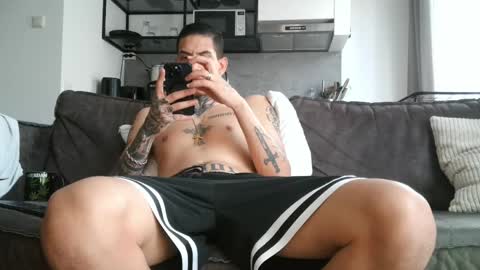 boy_master5 online show from 06/05/26, 06:20