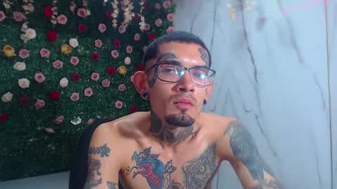 boy_tatto77 online show from 04/29/26, 06:25