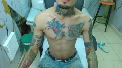 boy_tatto77 online show from 05/04/26, 12:01