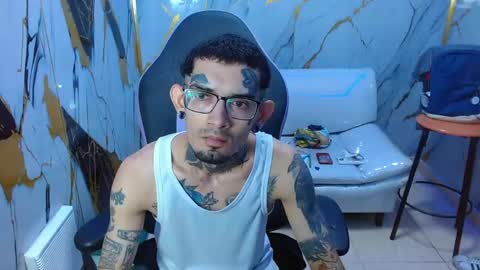 boy_tatto77 online show from 05/09/26, 11:26