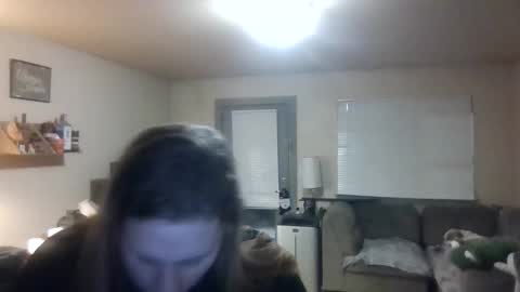 Snapshot of boyandfriend chatting on 11/17/25, 08:09 clay online show from 11/17/25, 08:09