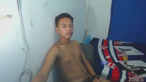 boyax16 online show from 12/22/24, 07:10