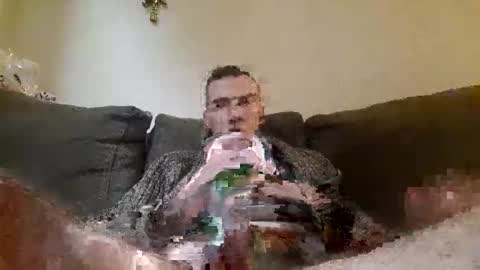 Snapshot of boybcn19 chatting on 01/17/26, 06:11 Your slavesexx19 online show from 01/17/26, 06:11