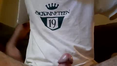 Snapshot of boybcn19 chatting on 04/20/26, 03:15 Your slavesexx19 online show from 04/20/26, 03:15